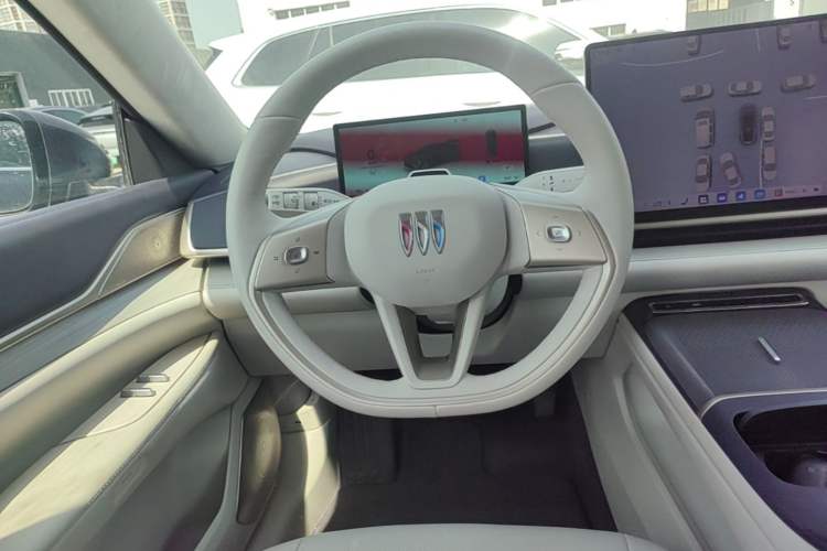 Used Buick L7 2025 Model Aivia Steering Wheel