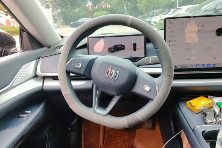 Used Buick L7 2025 Model Prestige Edition Steering Wheel