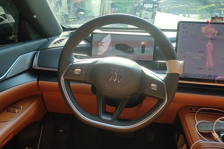 Used Buick L7 2025 Model Luxury Leisure Smart Driving Edition Steering Wheel