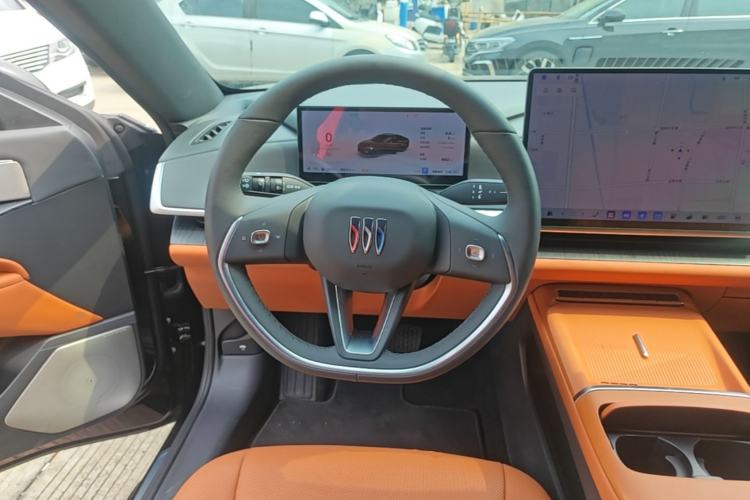 Used Buick L7 2025 Model Luxury Edition Steering Wheel