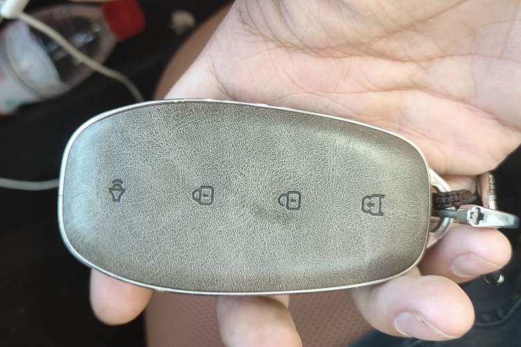 Used Buick L7 2025 Model Luxury Leisure Smart Driving Edition Vehicle Key