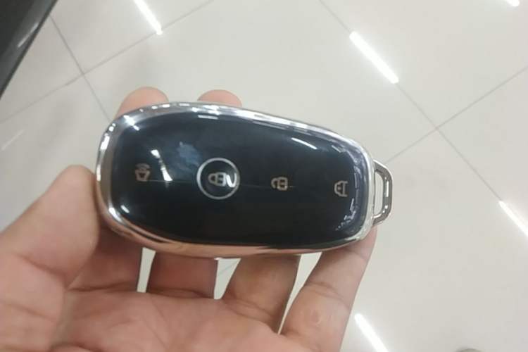 Used Buick L7 2025 Model Luxury Edition Vehicle Key