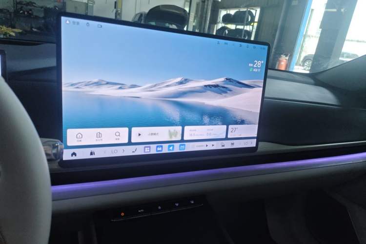 Used Buick L7 2025 Model Aivia Audio And AC Panel