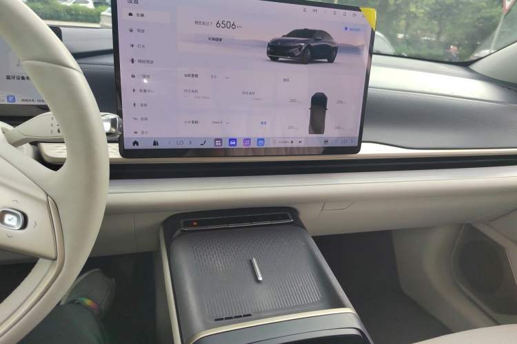 Used Buick L7 2025 Model Aivia Audio And AC Panel