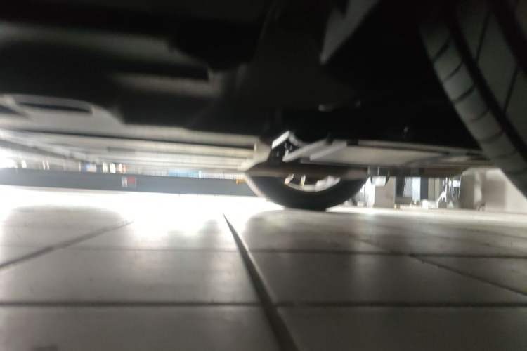 Used Buick L7 2025 Model Aivia Chassis Rear Left