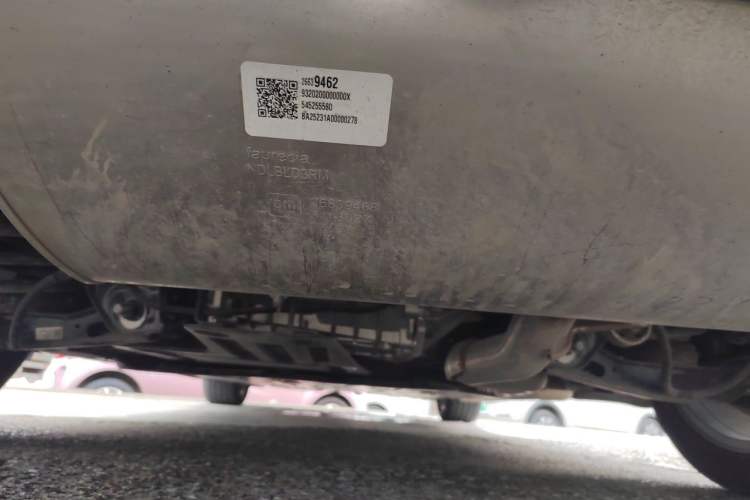 Used Buick L7 2025 Model Aivia Chassis Rear