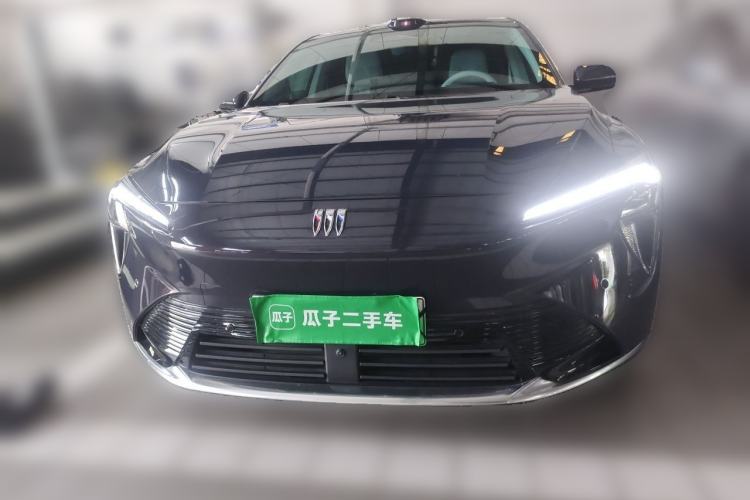 Used Buick L7 2025 Model Aivia Front