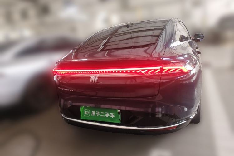 Used Buick L7 2025 Model Aivia Rear