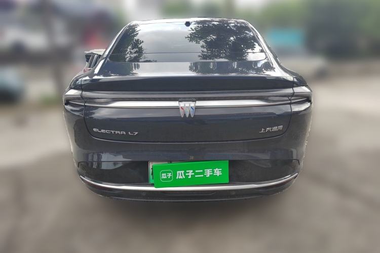 Used Buick L7 2025 Model Aivia Rear