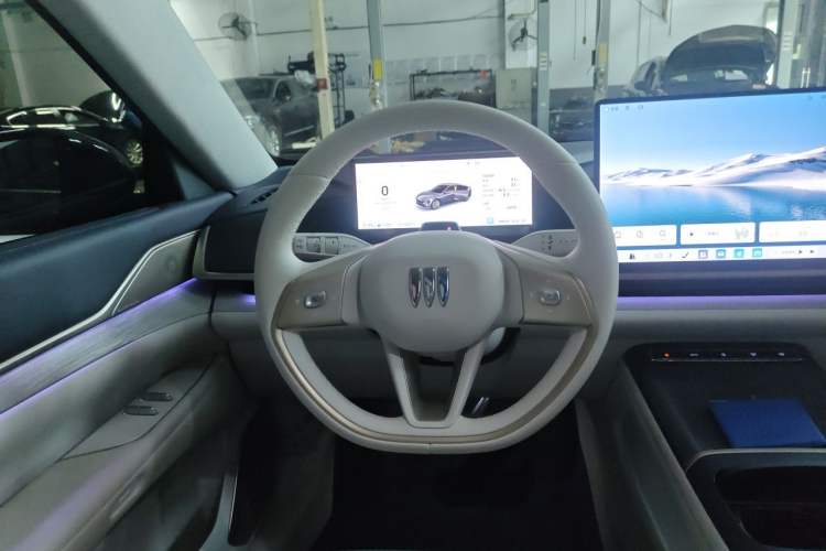 Used Buick L7 2025 Model Aivia Steering Wheel