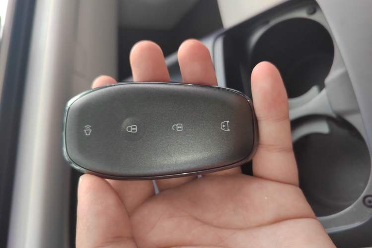 Used Buick L7 2025 Model Aivia Vehicle Key