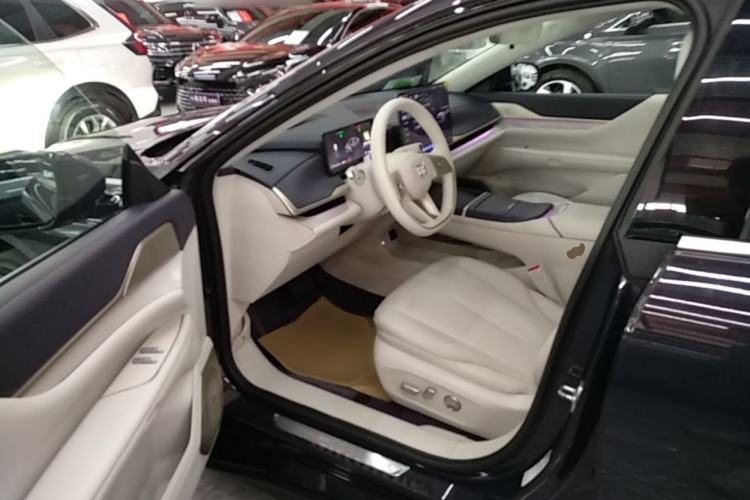 Used Buick L7 2025 Model Aivia Driver Seat