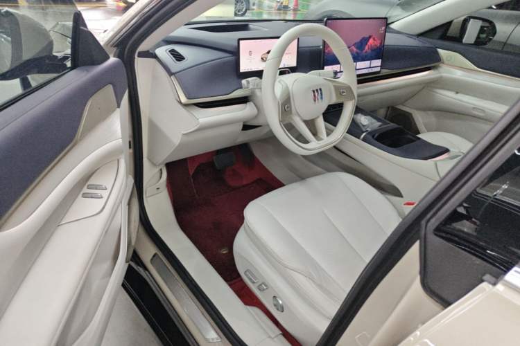 Used Buick L7 2025 Model Aivia Driver Seat