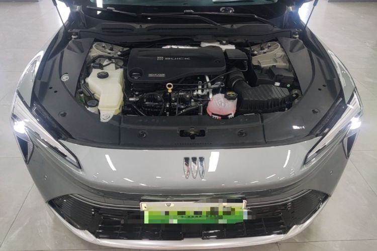 Used Buick L7 2025 Model Aivia Engine Bay