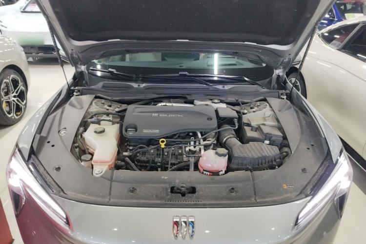Used Buick L7 2025 Model Aivia Engine Bay
