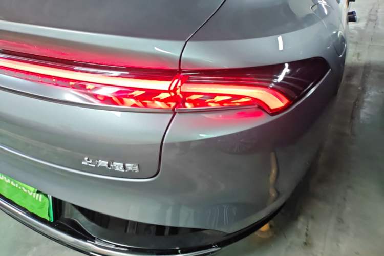 Used Buick L7 2025 Model Aivia Exterior 3