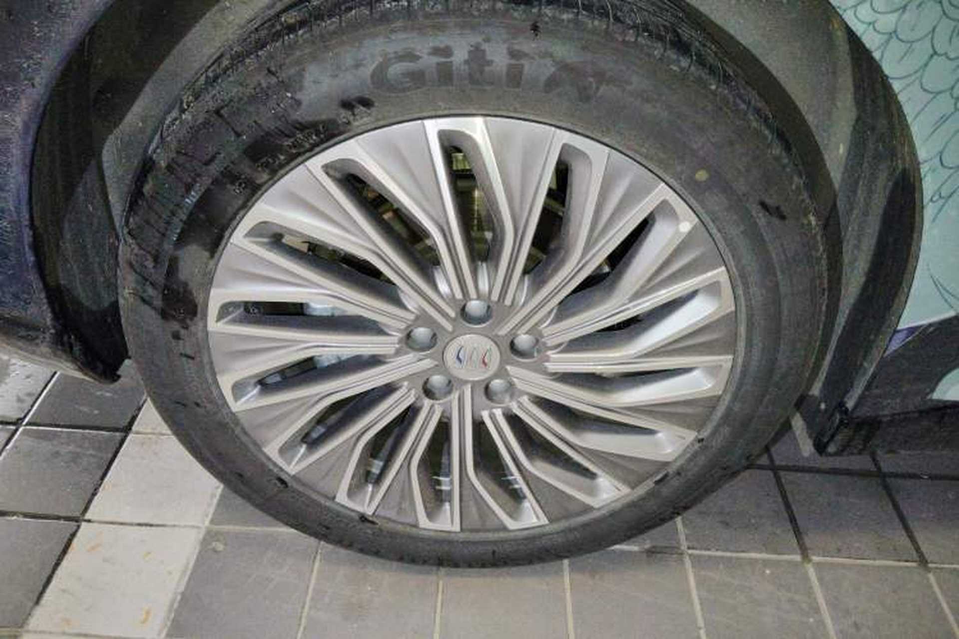 Used Buick L7 2025 Model Aivia Exterior 3