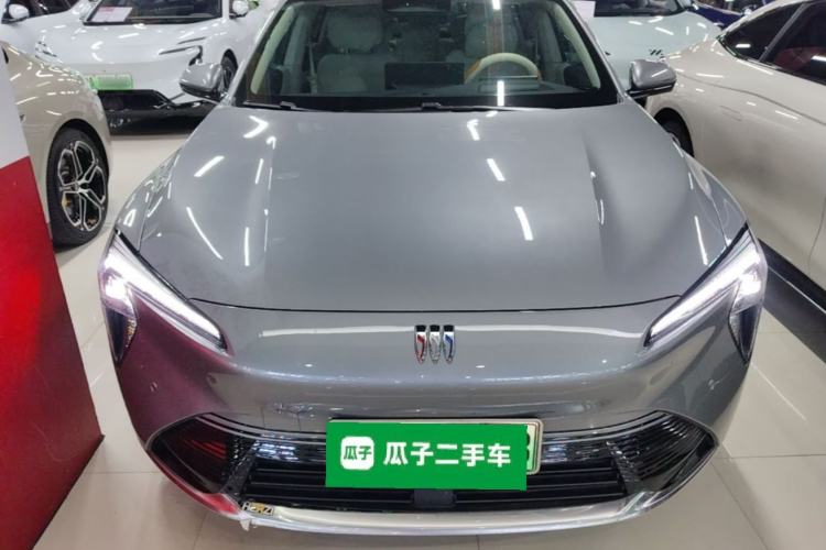 Used Buick L7 2025 Model Aivia Front