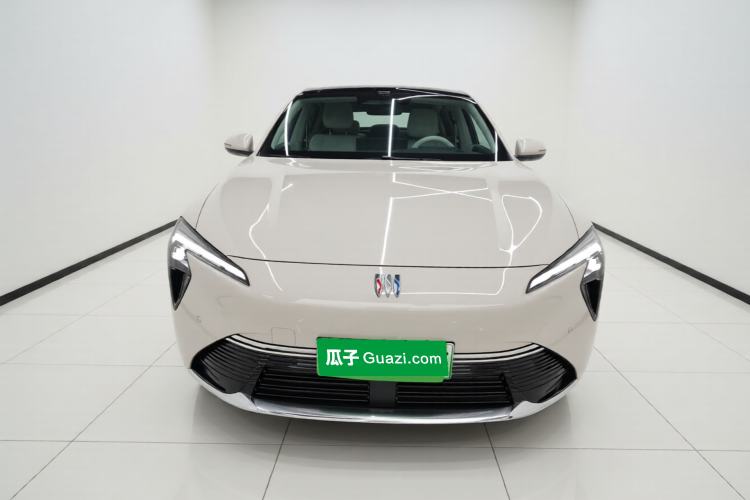 Used Buick L7 2025 Model Aivia Front
