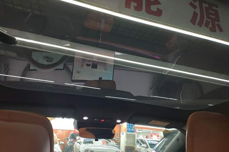 Used Buick L7 2025 Model Luxury Edition Headliner