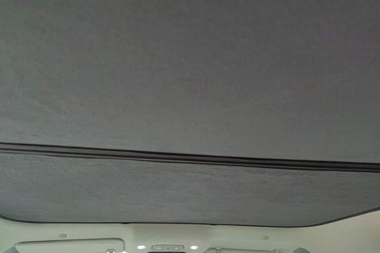 Used Buick L7 2025 Model Aivia Headliner