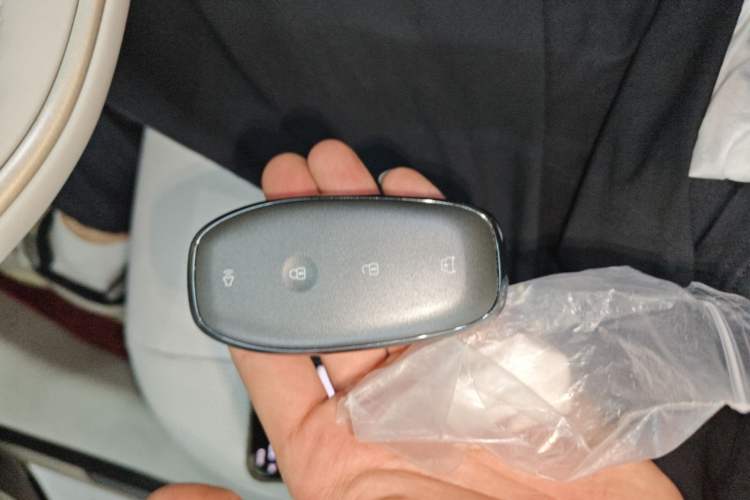 Used Buick L7 2025 Model Aivia Interior 1