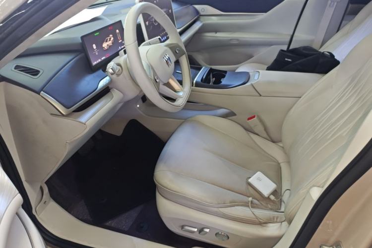 Used Buick L7 2025 Model Aivia Left Front Seat