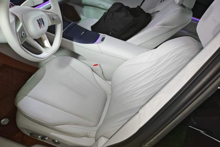 Used Buick L7 2025 Model Aivia Left Front Seat