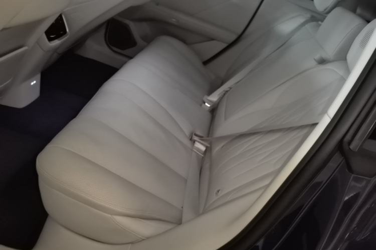 Used Buick L7 2025 Model Aivia Left Rear Seat