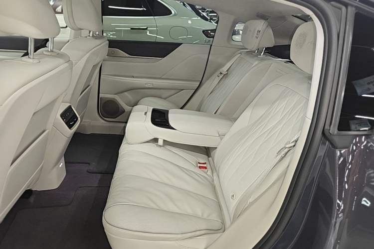 Used Buick L7 2025 Model Aivia Left Rear Seat