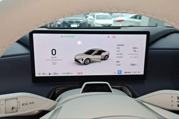 Used Buick L7 2025 Model Aivia Odometer Close Up