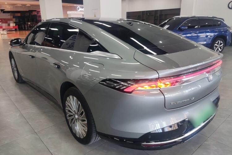 Used Buick L7 2025 Model Aivia Rear Left 45 Deg