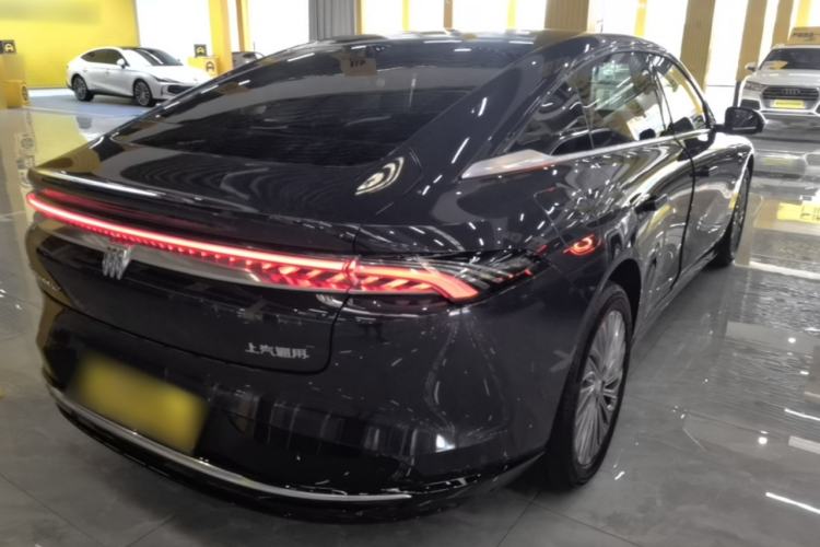 Used Buick L7 2025 Model Aivia Rear Right 45 Deg