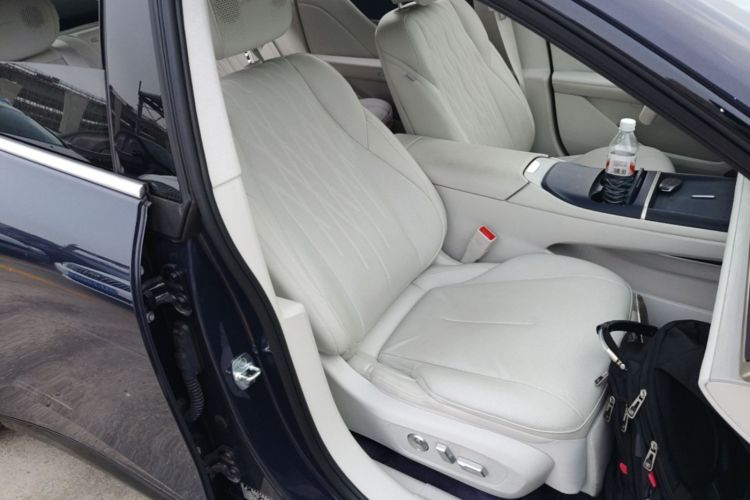 Used Buick L7 2025 Model Aivia Right Front Seat