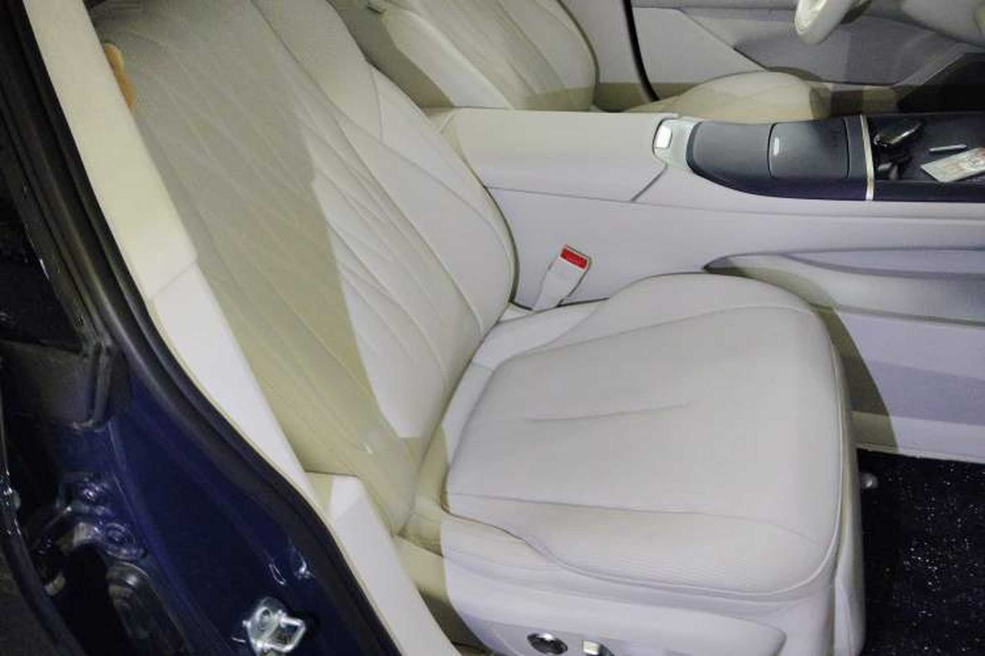 Used Buick L7 2025 Model Aivia Right Front Seat