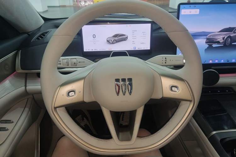 Used Buick L7 2025 Model Aivia Steering Wheel