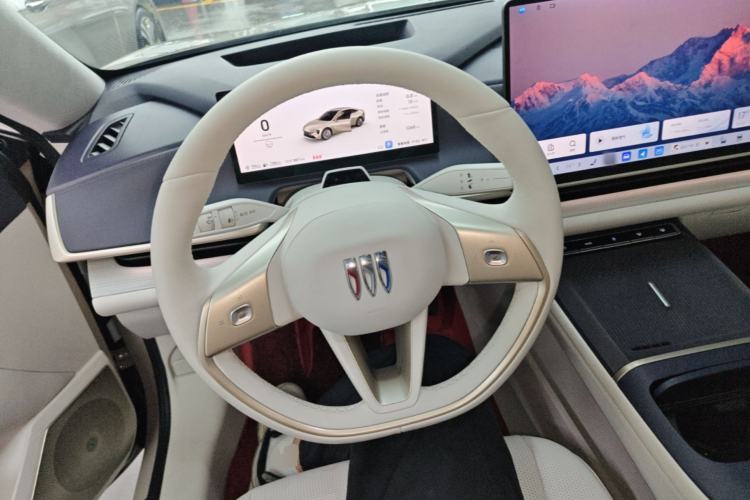 Used Buick L7 2025 Model Aivia Steering Wheel