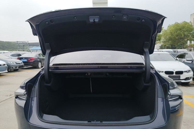 Used Buick L7 2025 Model Aivia Trunk