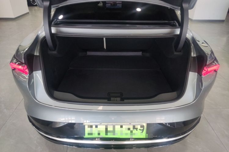 Used Buick L7 2025 Model Aivia Trunk