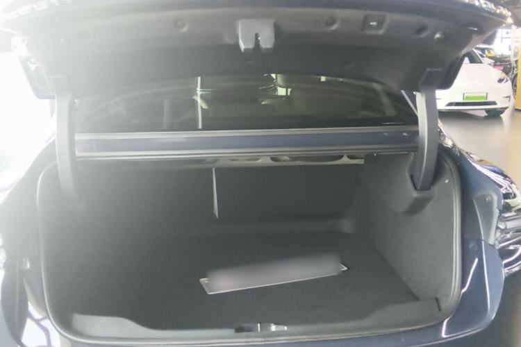 Used Buick L7 2025 Model Aivia Trunk