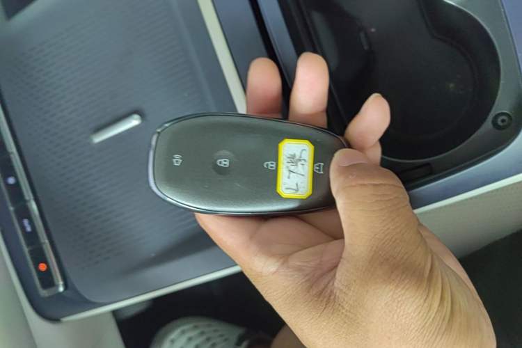 Used Buick L7 2025 Model Aivia Vehicle Key