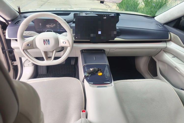 Used Buick L7 2025 Model Aivia Center Console