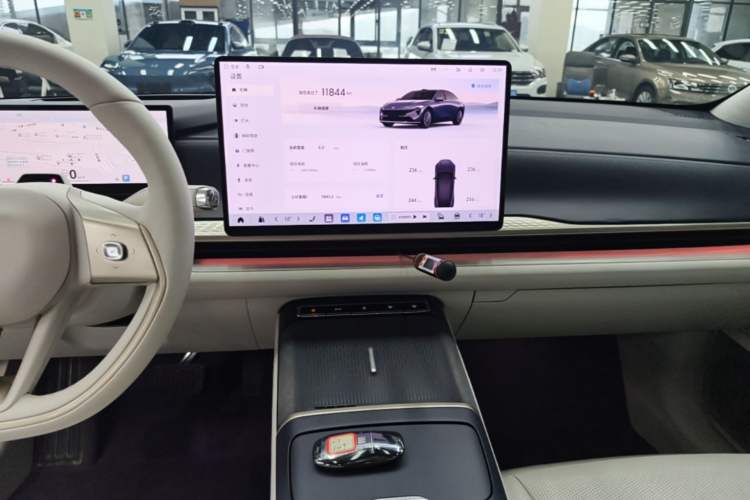Used Buick L7 2025 Model Aivia Audio And AC Panel