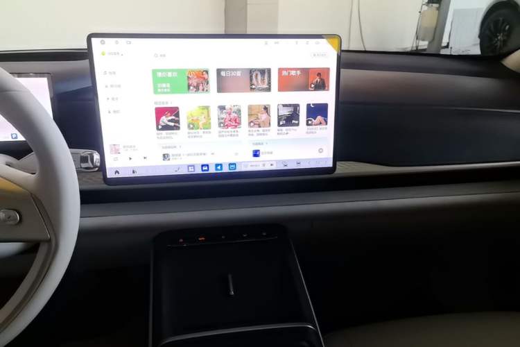 Used Buick L7 2025 Model Aivia Audio And AC Panel