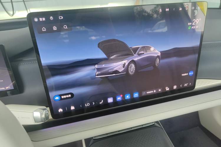 Used Buick L7 2025 Model Aivia Audio And AC Panel