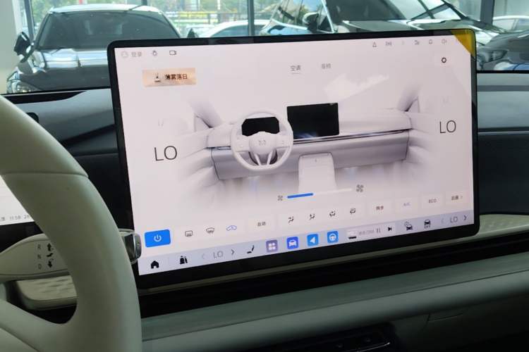 Used Buick L7 2025 Model Aivia Audio And AC Panel