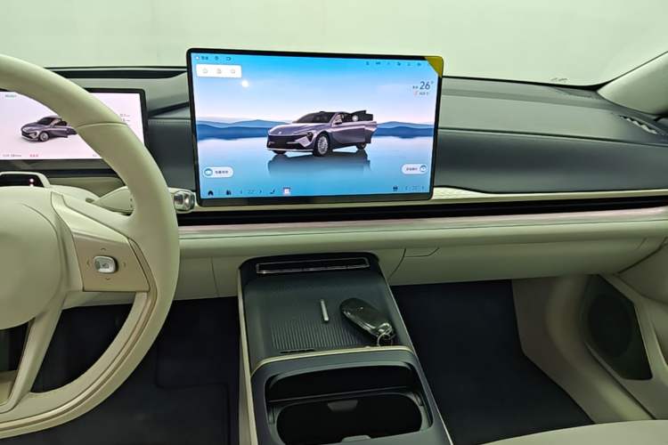Used Buick L7 2025 Model Aivia Audio And AC Panel