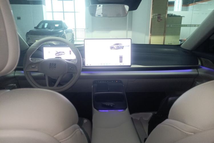 Used Buick L7 2025 Model Aivia Center Console