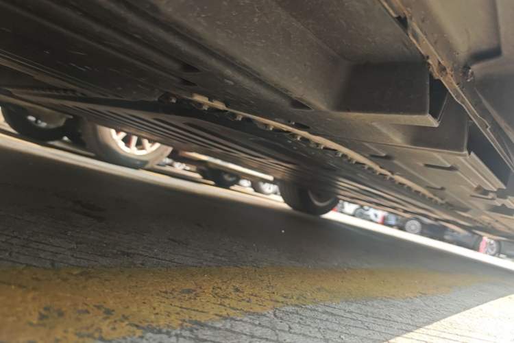Used Buick L7 2025 Model Aivia Chassis Front Left