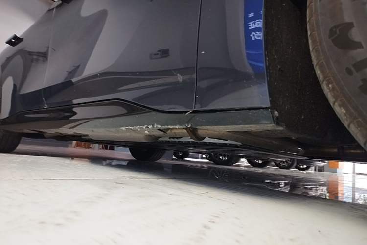 Used Buick L7 2025 Model Luxury Leisure Smart Driving Edition Chassis Front Right